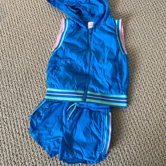 Girls shorts track suit - Picture 7 of 7